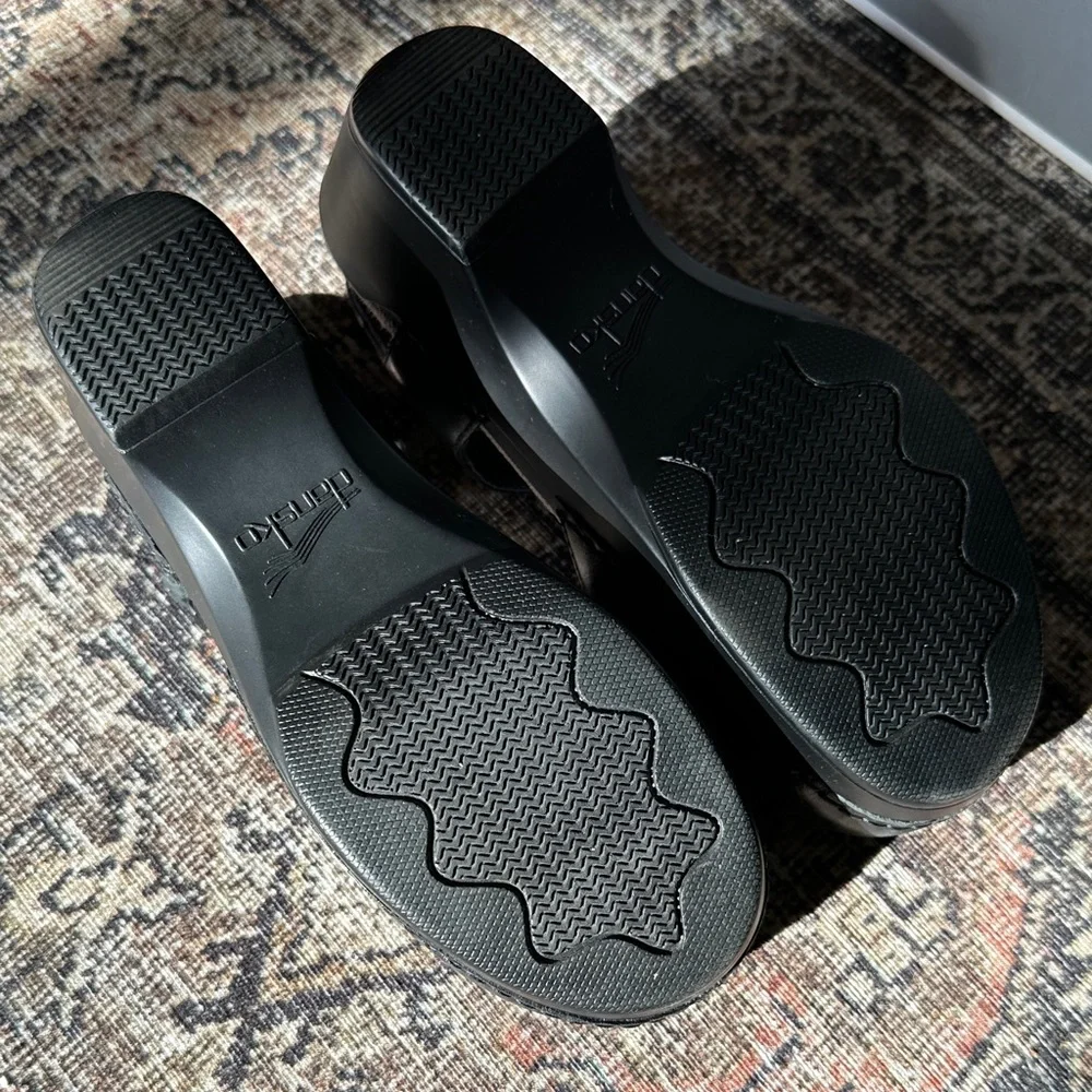 Dansko Black Leather Mules size 36 US 5.5-6 NEW with original box - Picture 3 of 8